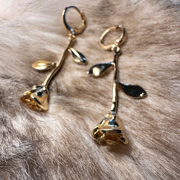 Fashion Nova "Final Rose" Gold Tone Dangle Earrings - Picture 5 of 6